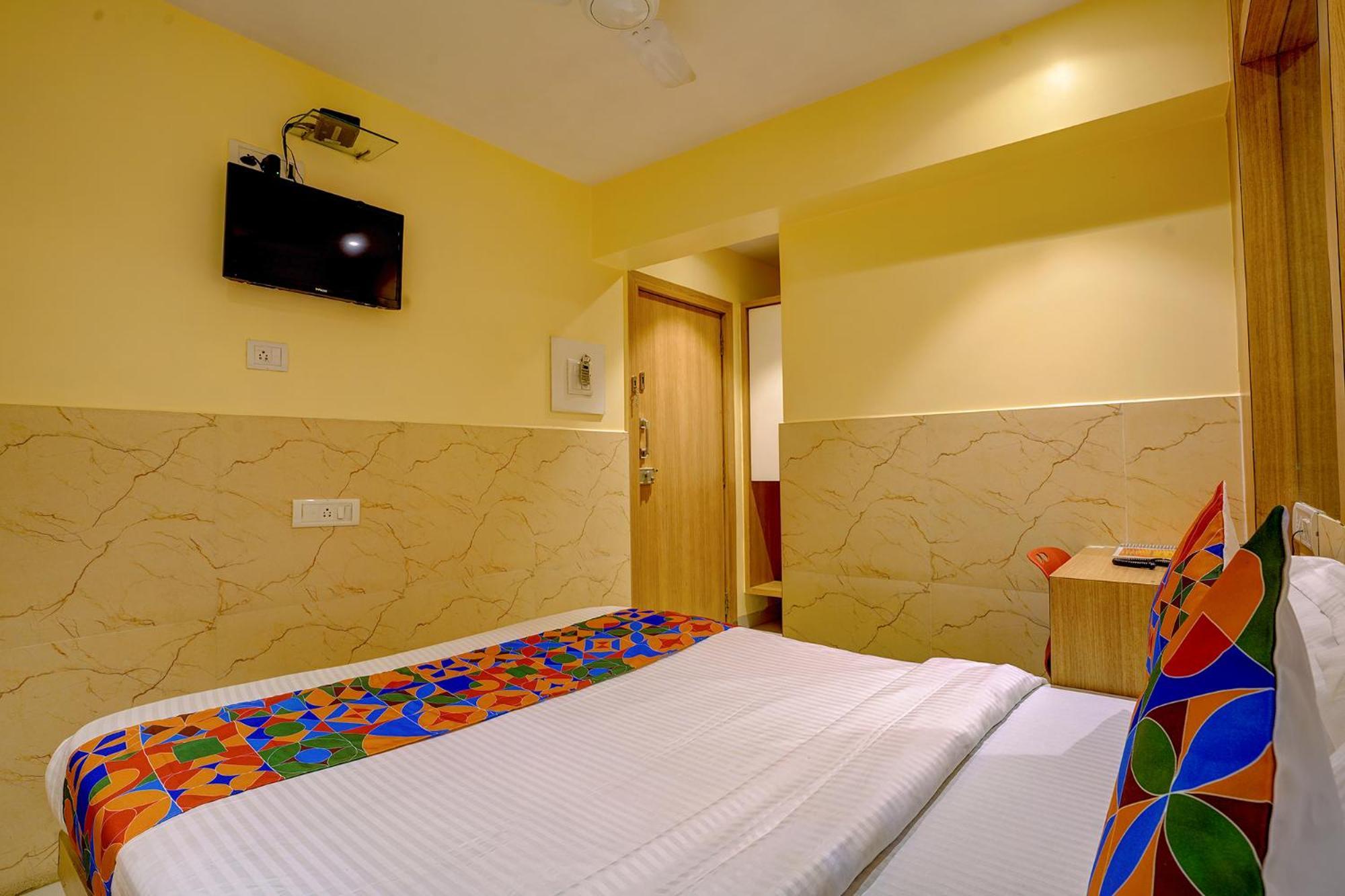 Fabhotel Starwood Residency - Behind Bmw Car Showroom Navi Mumbai Dış mekan fotoğraf